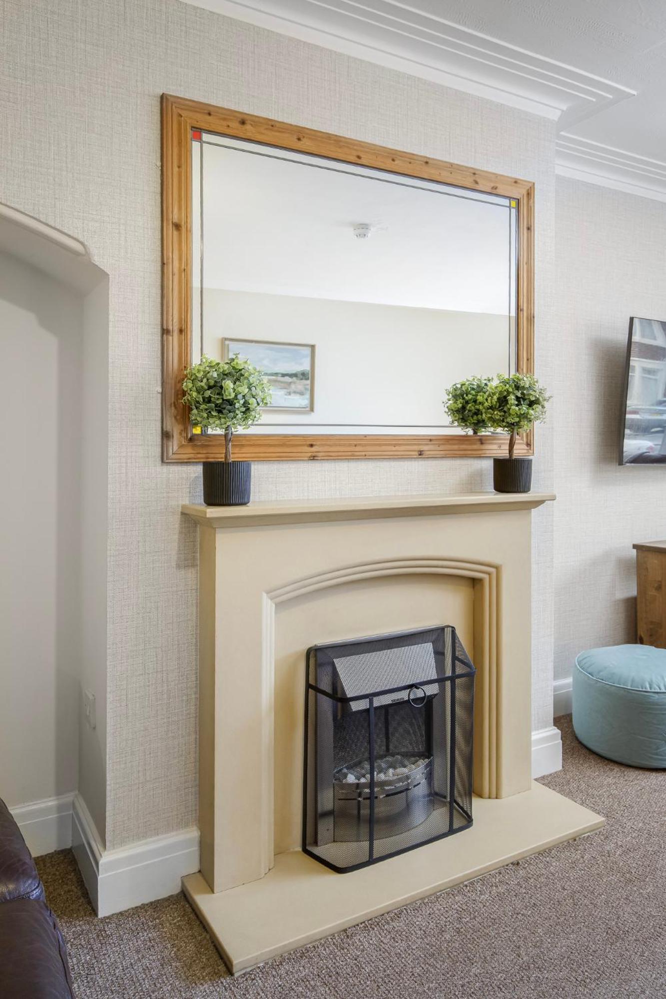 Arnside - Spacious 10-Bedroom Seaside Cottage Μπλάκπουλ Εξωτερικό φωτογραφία